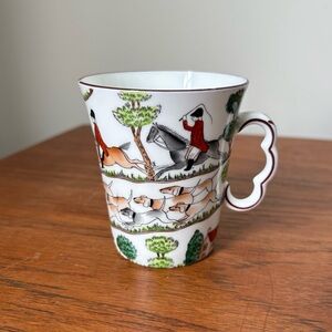 Vintage Crown Staffordshire Fine Bone China Hunting Scene Mug